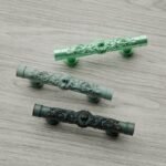 Florentine Column, Roaring Lion, S, Light Emerald, color comparison