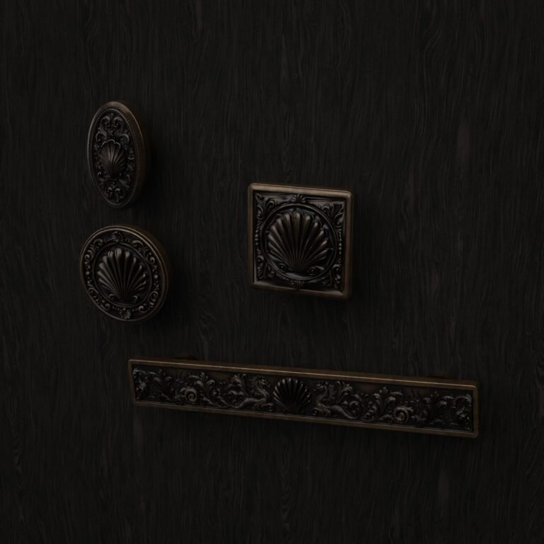 Comparaison des silhouettes — poignée de meuble Coquillage Bronze Ancien L — Holdon Paris