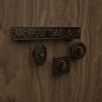 Comparaison des silhouettes — poignée de meuble Coquillage Bronze Mat M — Holdon Paris