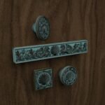 Comparaison des silhouettes — poignée de meuble Coquillage Bronze Vert-de-gris M — Holdon Paris
