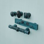 Classica Round, Roaring Lion, S, Azurite Copper, silhouette comparison