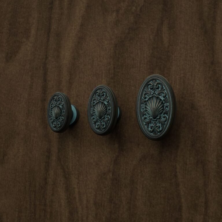 Florentiner Medaillon, Muschel, L, Bronze Grünspan, Größenvergleich