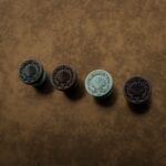 Classica Rund, Muschel, S, Bronze Antik, Oberflächenvergleich