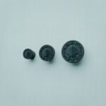 Classica Round, Shell, S, Azurite Copper, size comparison