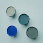 Comparaison couleur Bleu : poignée de meuble Rond Classica Essentiel M en résine biosourcée, bronze et cuivre (Holdon Paris)