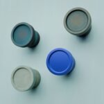 Comparaison couleur Bleu : poignée de meuble Rond Classica Essentiel S en résine biosourcée, bronze et cuivre (Holdon Paris)