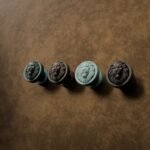 Classica Round, Sleeping Lion, S, Antique Bronze, finish comparison