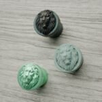 Classica Round, Sleeping Lion, S, Light Emerald, color comparison