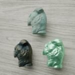 Comparaison couleur Vert : poignée de meuble Torse Florentin L en bronze et résine biosourcée (Holdon Paris)